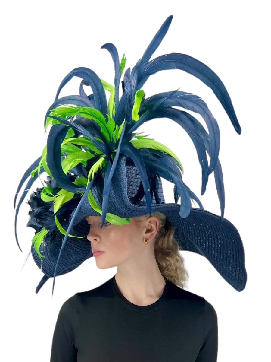 Cappelli di Katie Grande Cappello Derby In Paglia In Blu Navy Accessori