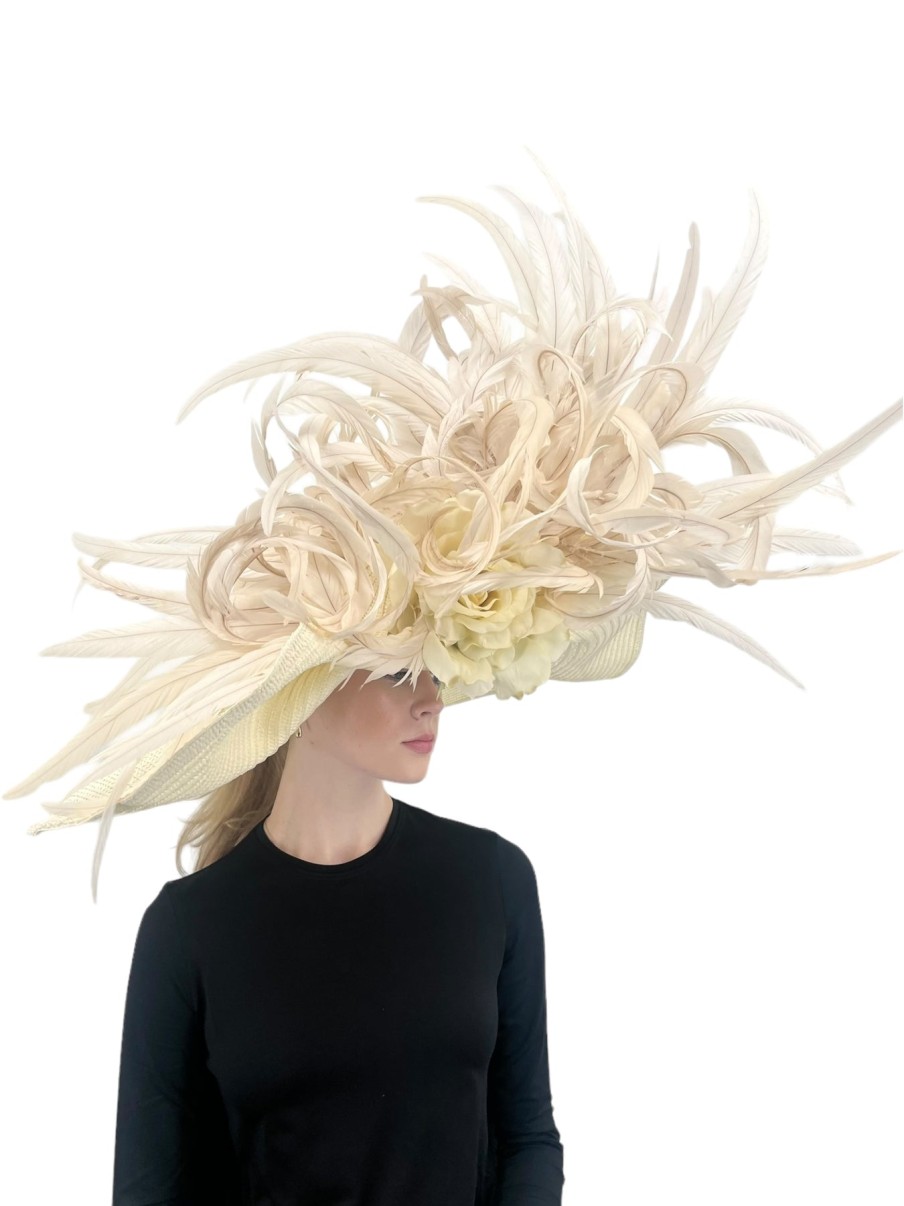 Cappelli di Katie Cappello Derby In Paglia Grande Color Crema Accessori