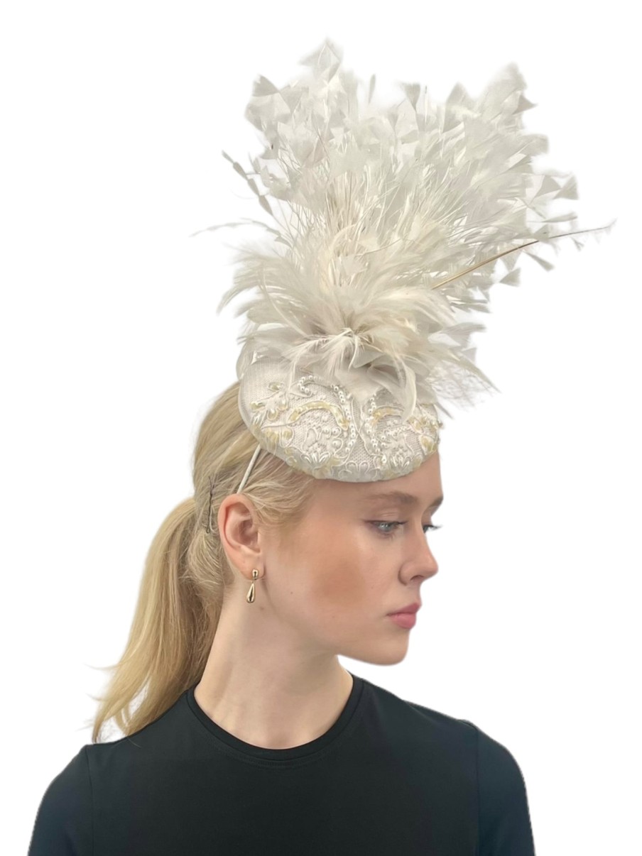 Cappelli di Katie Fascinatore Del Disco Bianco Accessori